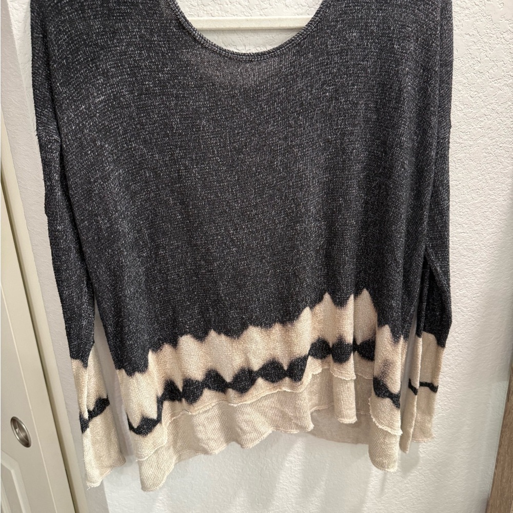Trendy Boutique Black and Cream Sweater